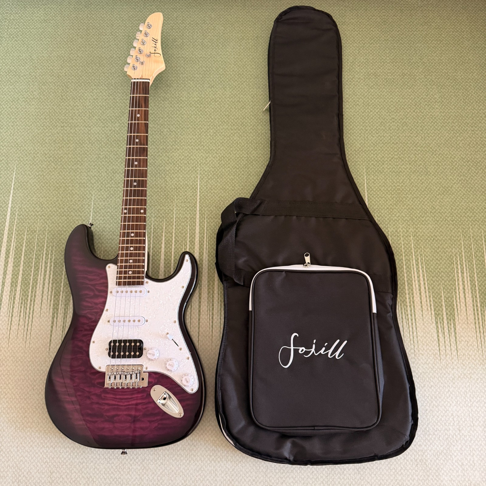 Fojill ST Style Electric Guitar HSS Quilted Maple Top Purple Burst 6‑String 22f