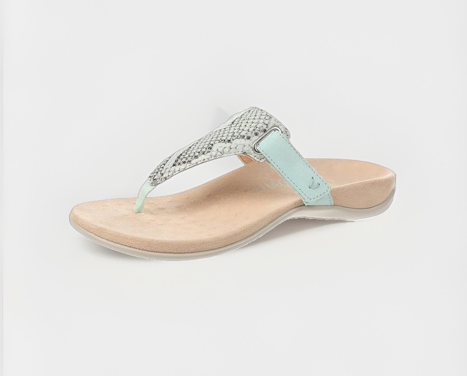 Vionic Wanda Embossed Snake Thong Sandals Womens 8.5 Seafoam Green Orthotic