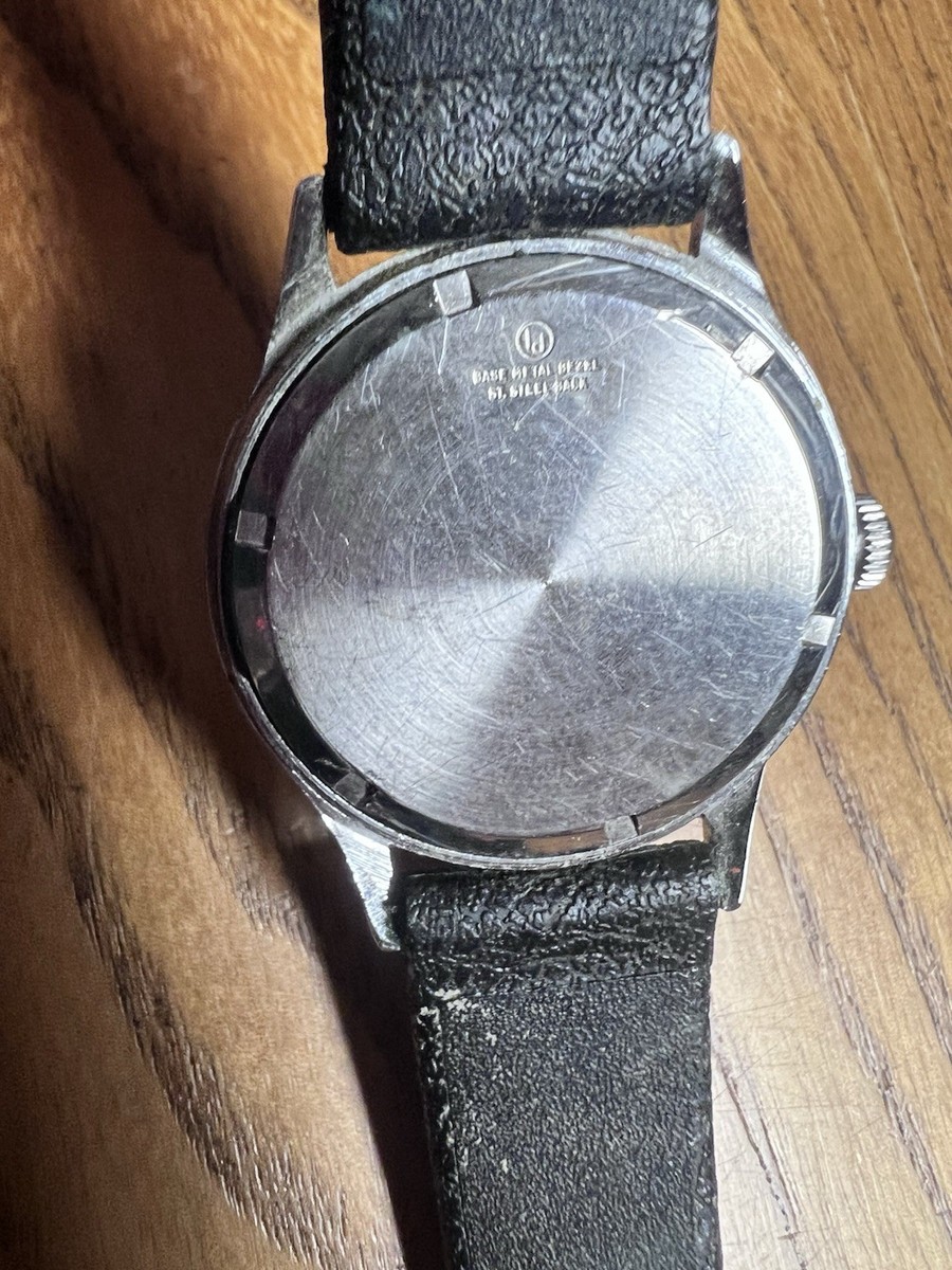 Vintage Collectors 1972 Helbros Disney Goofy Backwards Wristwatch
