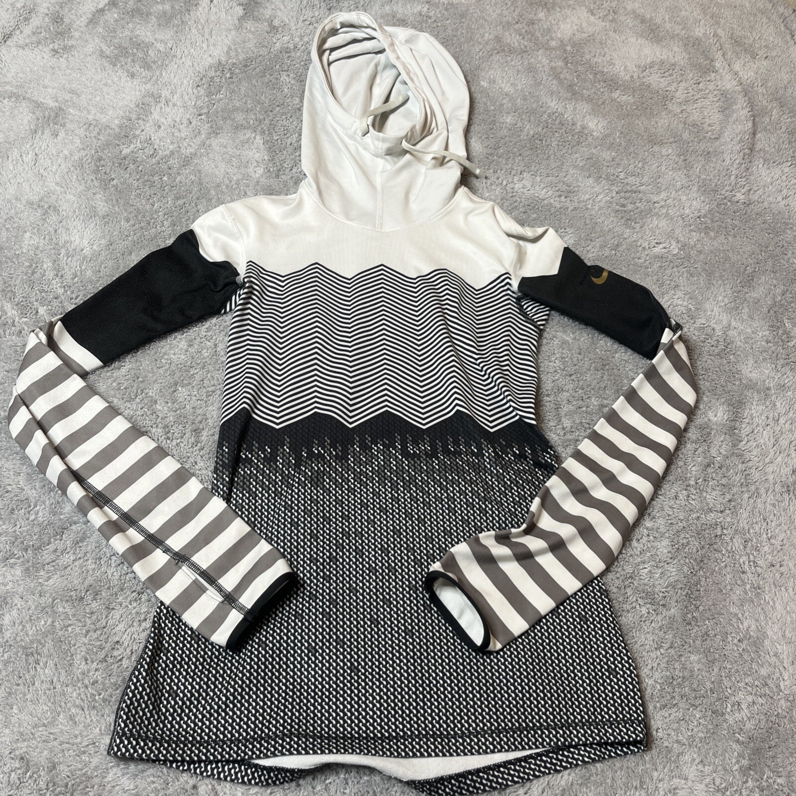 Nike Pro Dri-fit Hyperwarm Hoodie Large Black White Print Pullover Sweatshirt XS