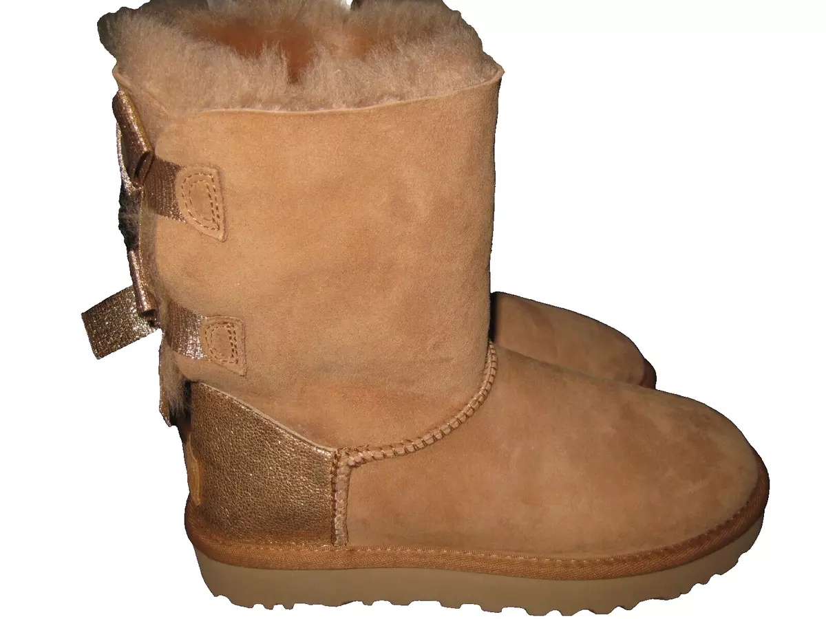 Ugg double 2025 bailey bow