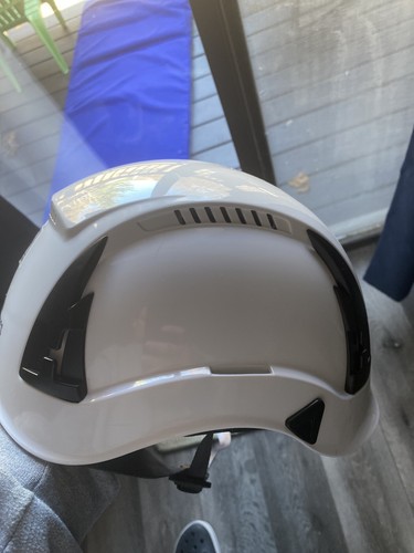 White Hardhat Malta Dynamics Apex Type II CLASS C Hardhat COMES WITH HEADLAMP - Picture 7 of 7