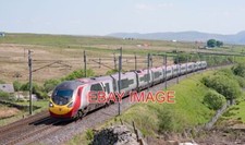 PHOTO  VIRGIN TRAINS PENDOLINO SET 390104 HEADS UP SHAP AT SHAP WELLS WITH THE 1