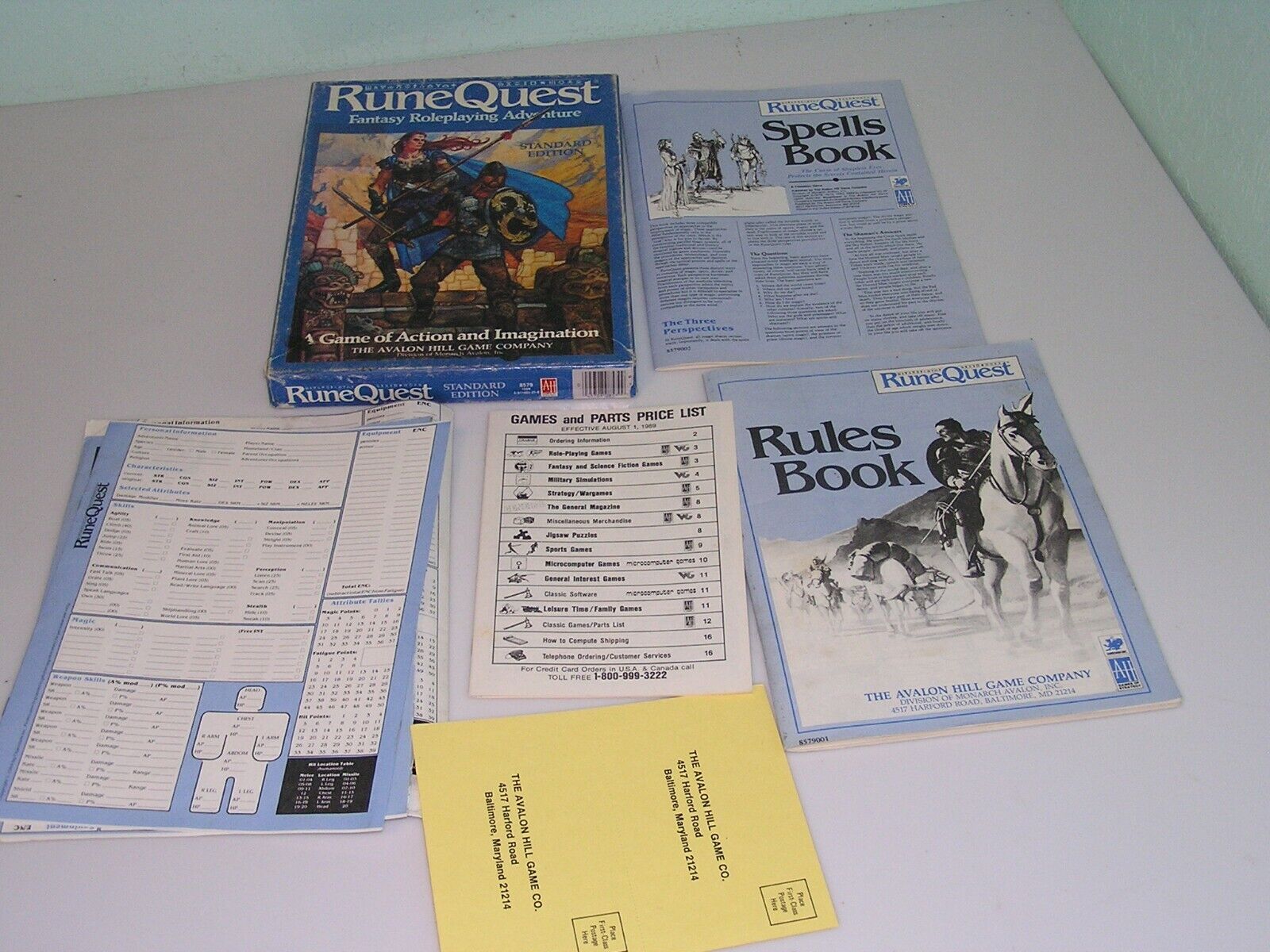 Avalon Hill Rune quest RuneQuest Fantasy Roleplaying adventure 8579