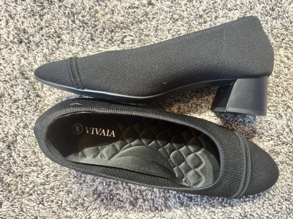 Vivaia Julie Pro Pumps Women's Size US 8 Black Round Toe Chunky Heels Slip On - Image 2 of 4