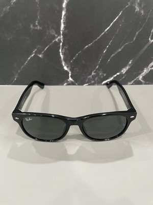 Ray-Ban RB2140 901 50-22 Wayfarer Green Lenses Unisex Classic