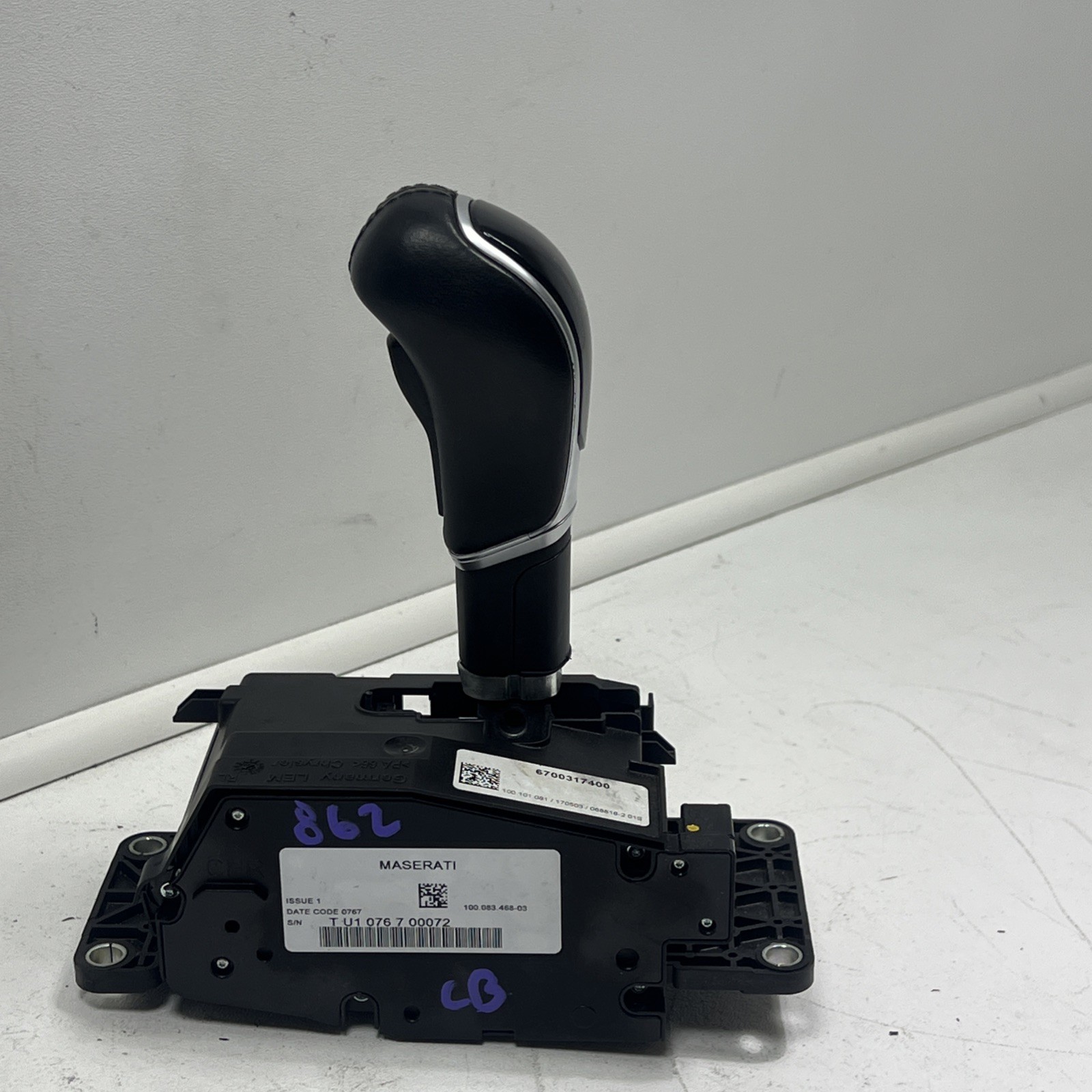 17-20 Levante Electronic Automatic Transmission Shifter Lever Gear WITH KNOB