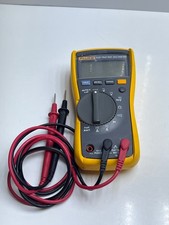 Fluke 117 True RMS Multimeter