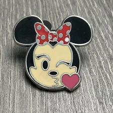 Disney Emoji Blitz Minnie Mouse Winking And Blowing A Kiss Lanyard Trading Pin