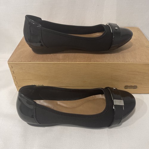 Dexflex Comfort Ballerinas schwarz Größe 7 Slipper mit dekorativer Schnalle - Bild 1 von 9