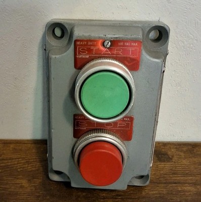 Killark XCS-0B4 Double Push Button Control Switch Cover Start/Stop