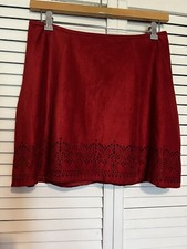 EXPRESS Women s Size 10 Skirt Suede Mini Straight with Cut Outs Stretch