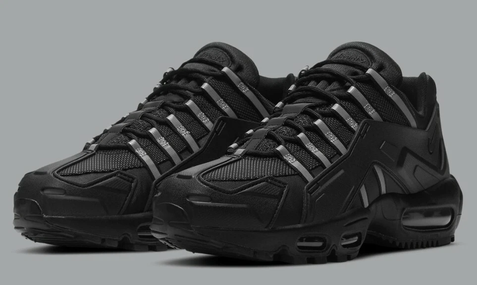 Nike air max 95 black clearance reflective