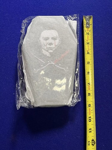 Michael Myers Crossed Knives Zip Around Coffin Women Ladies Girly Wallet Cosplay - Picture 7 of 10