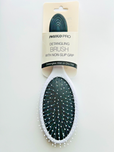 Swissco Pro Detangling Brush with Non-Slip Grip