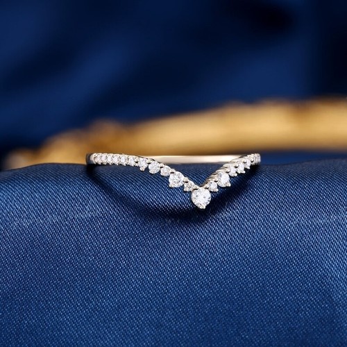 Alianza de compromiso vintage de moissanita, anillo de boda para mujer alianza de plata de ley. - Imagen 7 de 7