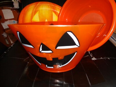 4 Set 2 New Halloween party Plastic Bowls 13x8 & 11x7 (7) 12x10 platters 13 cups