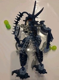 LEGO BIONICLE Piraka VEZOK W/ Canister 8902 Complete ZAMOR Glow Teeth Light Head
