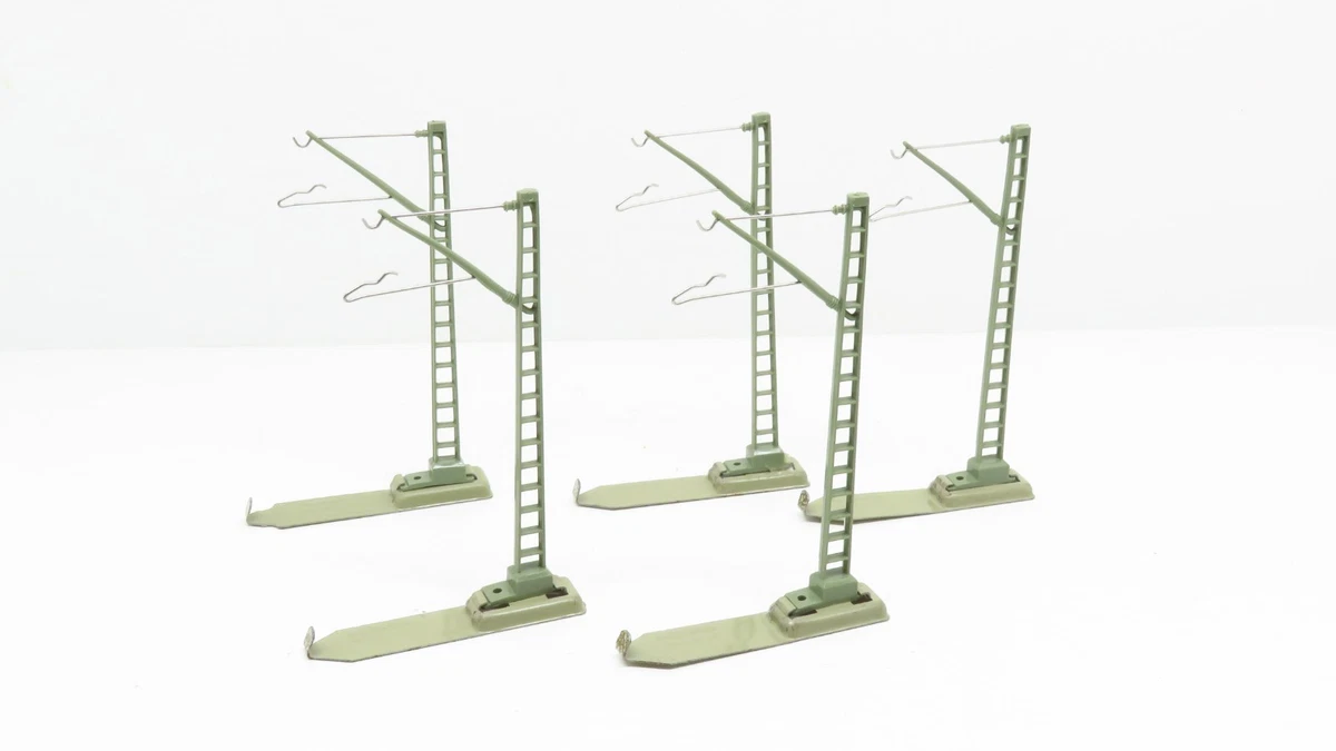 LOT DE 7 pylones pour supports catenaires HO MARKLIN EUR 18,00