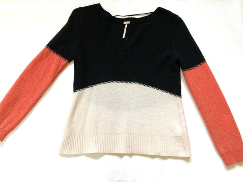 Free People Beach Women' Wool Pullover Sweater Size S/P - Picture 2 of 2