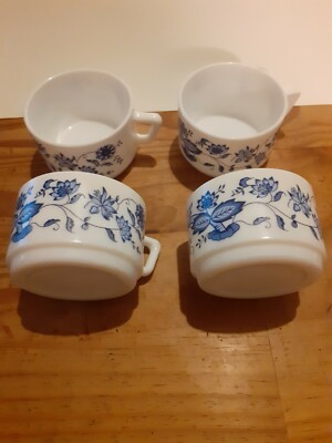 Lot De 4 Tasses Arcopal Modèle Aster – Blanc, Vintage, Occasion