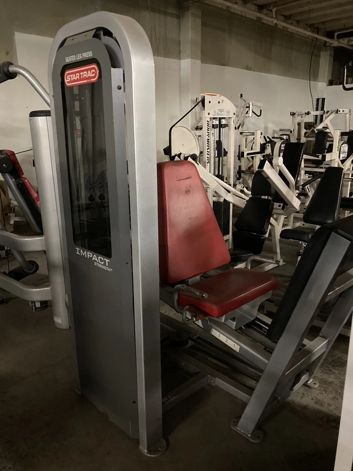 Prensa de piernas Star Trac Impact equipo de fitness de gimnasio seleccionado Foto 3 de 4