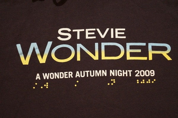 STEVIE WONDER A Wonder Autumn Night 2009 Hoodie SIZE MEDIUM Braille Points