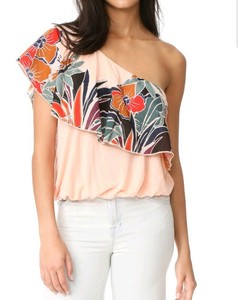 peach ruffle top