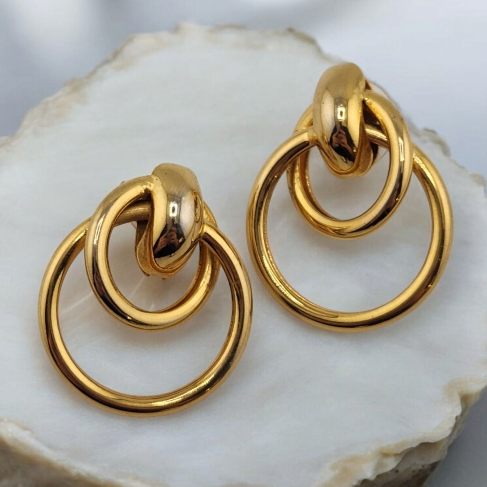 Classy Double Interlocking Circle Hoop Pierced Ea… - image 6