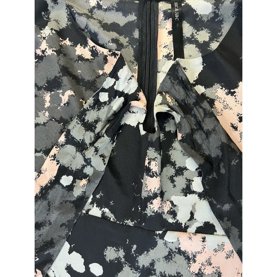 Blusa con pajarita salpicaduras de pintura Mac & Jac, rosa, gris, negra, manga larga, mediana Foto 4 de 4