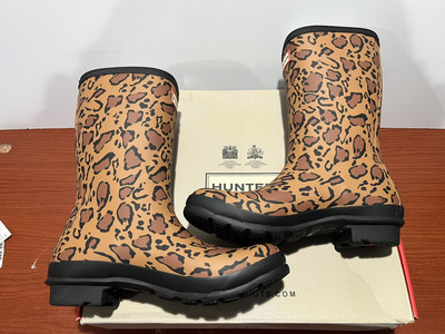 NIB Hunter Original Refined Leopard Print Short Waterproof Rain Boot Size 8