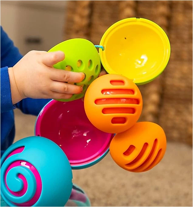 Fat Brain Toys Oombee Cube Oombee Bola Forma Clasificación Juguete de Aprendizaje 2 Piezas Juego NUEVO Foto 2 de 4