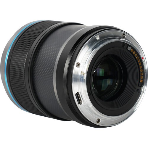 SIRUI Sniper 23mm F1.2 APS-C Eマウント Black Amazon.com : Sirui Sniper 23mm f/1.2 Autofocus Lens (E Mount
