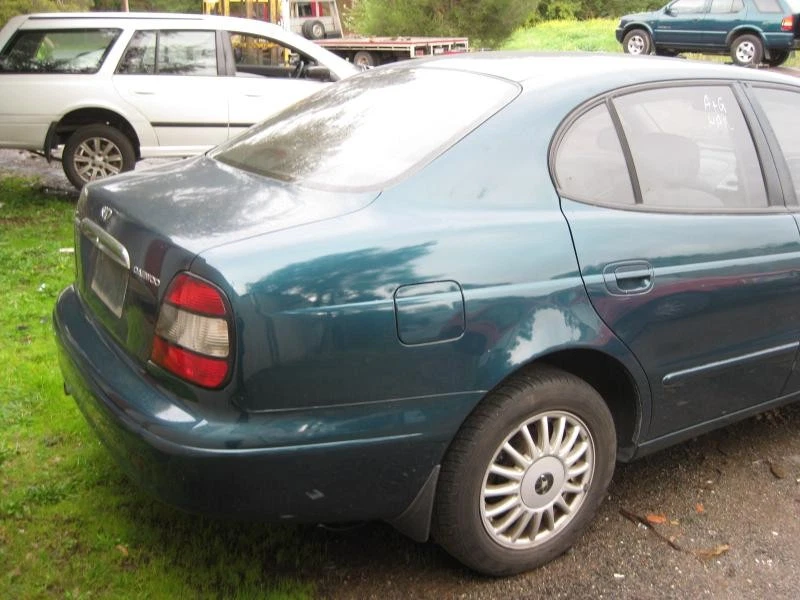 DAEWOO LEGANZA RIGHT HEADLAMP 4DR SEDAN, 103229 KMS, 08/1997-08/2002 - image 2 of 4