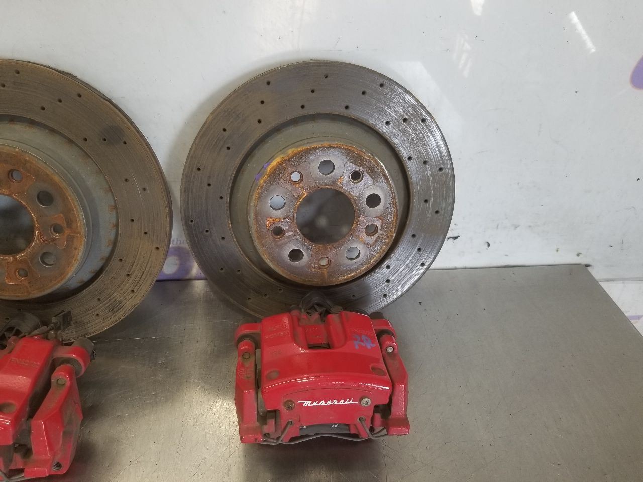 Maserati Levante Brake discs Set Red