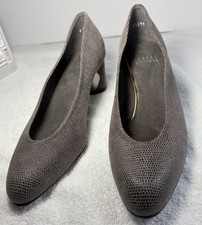 STUART WEITZMAN Classic Pumps Gray Goose Bump Nappa Leather Heels Women US 5M