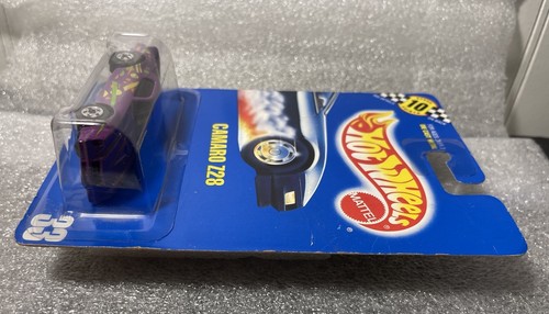 Hot Wheels Blue Card #33 Camaro Z28 Purple With Base Skids HTF On Card 1990 - Picture 2 of 6