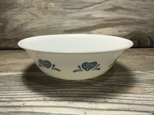 Vintage Correlle Corning 6 1/4” Blue Hearts replacement cereal Soup bowl.