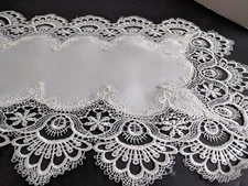 BITTERSWEET TABLE RUNNER CREAM IVORY FABRIC W/GUIPURE LACE TRIM 88"L x 13"W NWOT