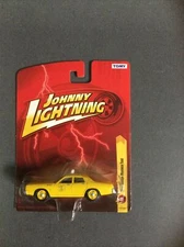 Johnny Lightning 1977 Dodge Monaco Taxi Cab NY Yellow Release 22