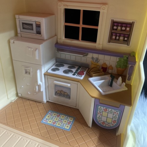 2001 Fisher Price Loving Family Home & Stable Dollhouse - Picture 8 of 18