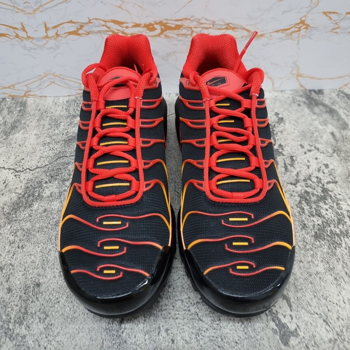 nike air max plus tn volcano