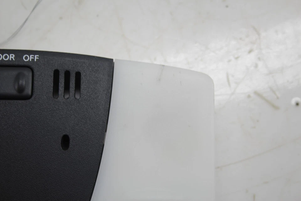 2010-2020 Nissan 370z Convertible Dome / Reading Light Assembly OEM - Изображение 4 из 4