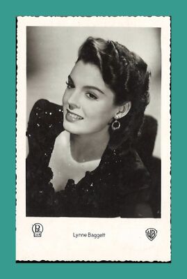 LYNNE BAGGETT | Actress | Celebrity Card