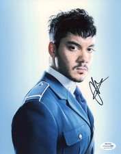 Sam otto Snowpiercer Autographed Signed 8x10 Photo ACOA