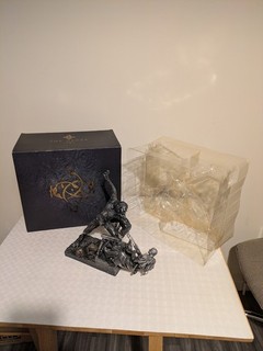 The Order 1886 Premium Edition Limited Blacksight Edition Statue.