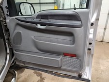 2006 Ford F-250 Super Duty Front Right Passenger Interior Door Trim Panel Oem 2006 Ford F-250 Super Duty Front Right Passenger Interior Door Trim Panel Oem