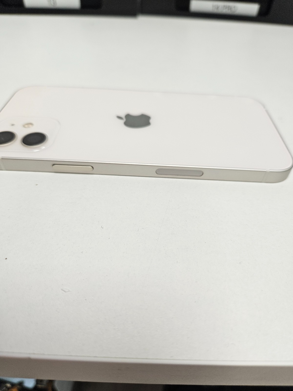 Châssis iPhone 12 avec vitre arrière blanche originale OEM version US - 3