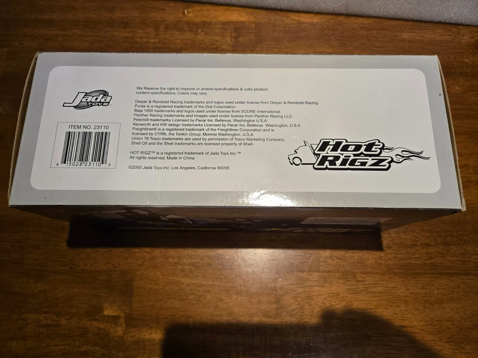 NIB 2000 JADA TOYS PETERBILT 1:32 DIECAST 379 TOW TRUCK "HOT RIGZ" NO. 23110 - Image 4 of 4