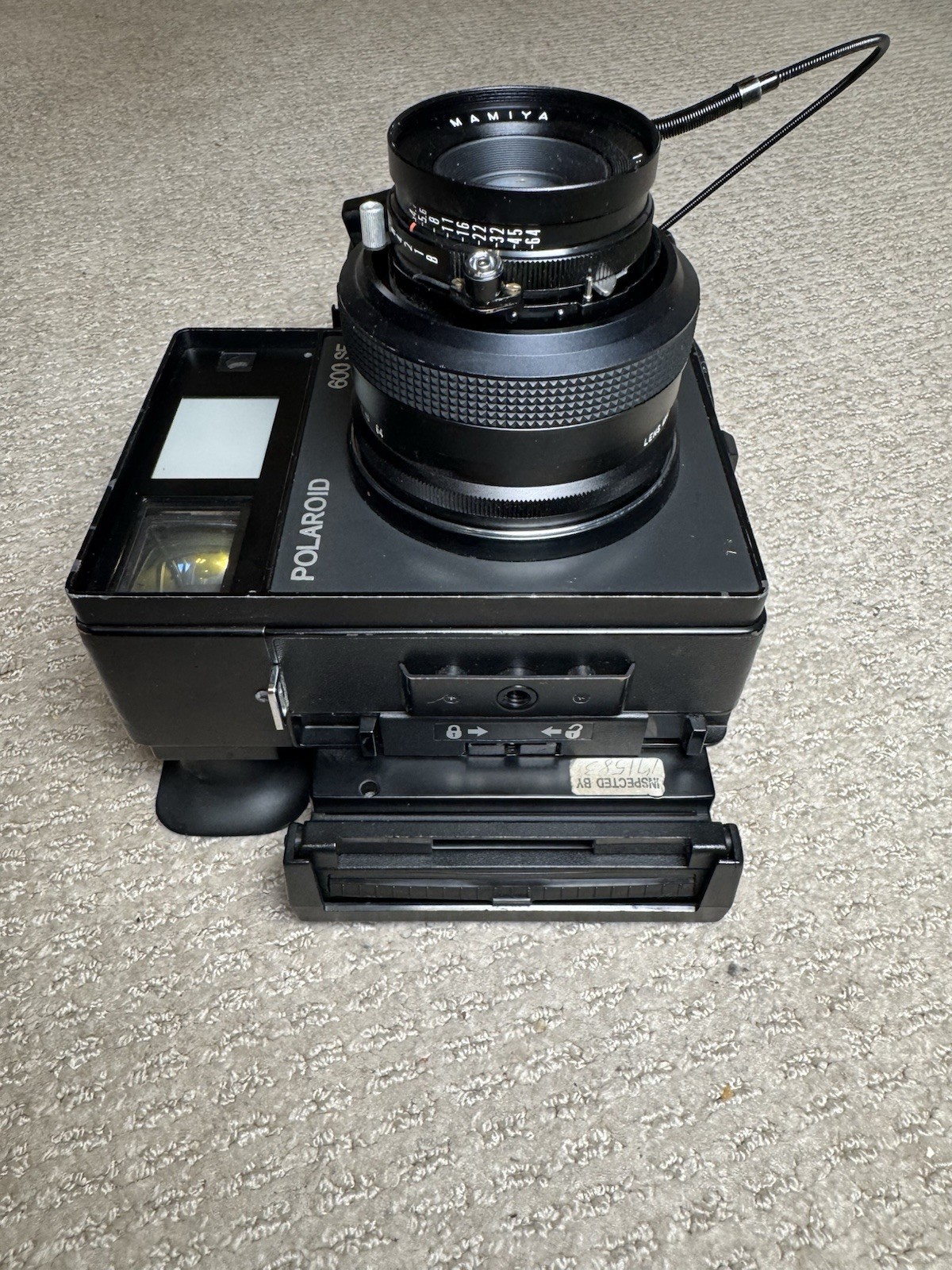 Polaroid 600SE Medium Format Camera w/127mm f4.7 Mamiya Lens 600